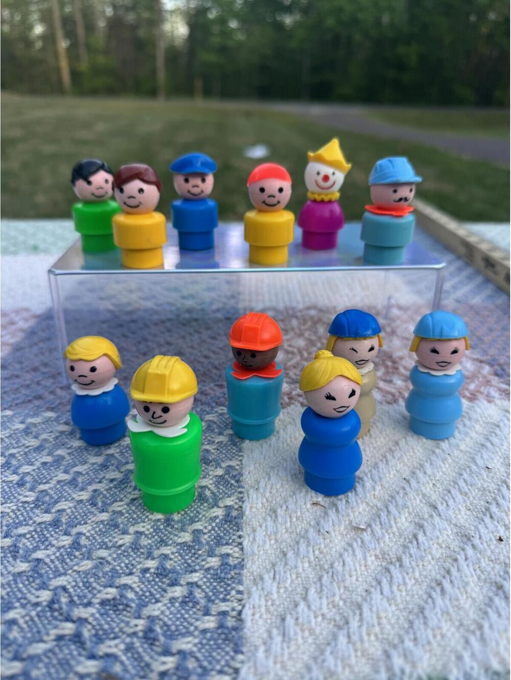 Vintage Fisher-Price Little People Figures Set